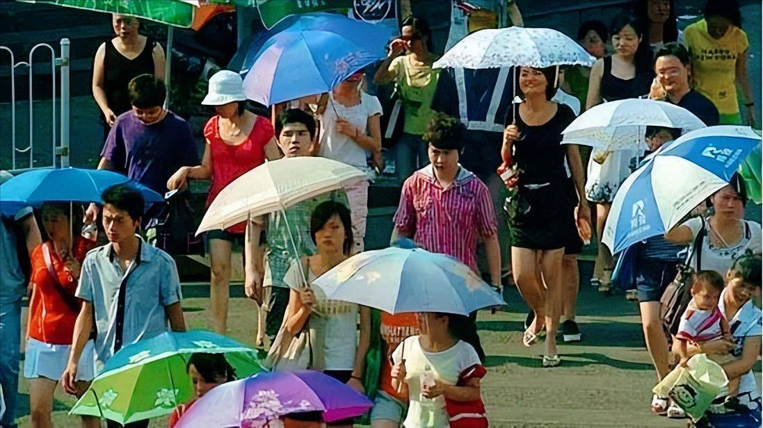 是川渝人连空调都不敢开了真是让人受不了ayx爱游戏app比45℃高温更惨的(图7)
